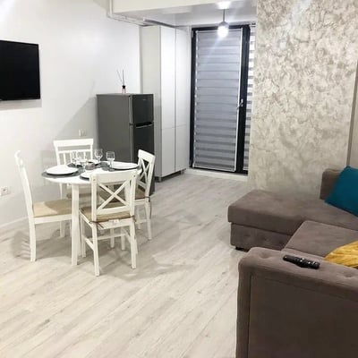 Komfortable Zweizimmerwohnung mit Balkon zur Miete, 60 m², Mamaia, Rumänien