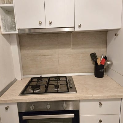 Komfortable Wohnung mit zwei separaten Zimmern und Balkon zur Miete, Constanța, Rumänien