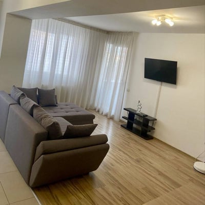 Komfortable Zweizimmerwohnung zur Miete, Brașov, Rumänien