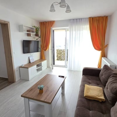 Furnished comfortable two-room apartment for rent, Brașov, Romania