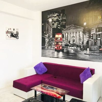 Alquiler de apartamento cómodo de dos habitaciones con balcón, Mamaia Sat, Rumanía