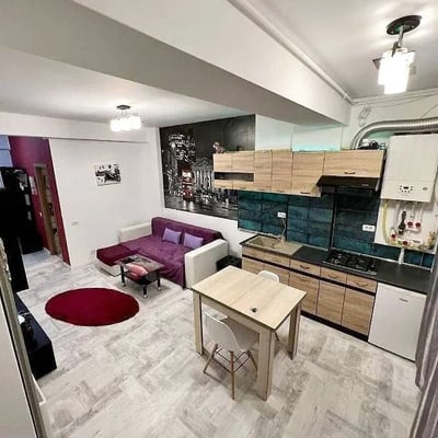 Location d’un appartement confortable de deux pièces avec balcon, Mamaia Sat, Roumanie