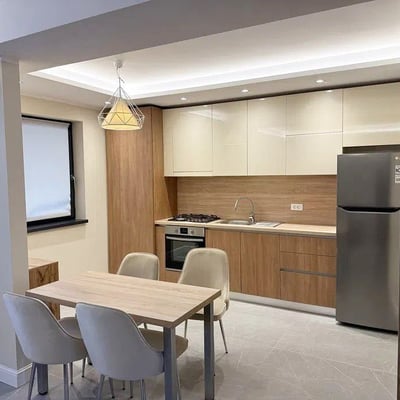 Аренда уютной и светлой трёхкомнатной квартиры, Tomis Plus, Констанца, Румыния