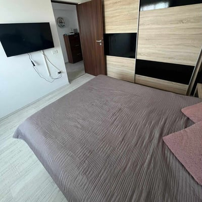 Furnished two-room apartment with balcony for rent, 50 m², Mamaia, Constanța, Romania