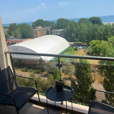 Furnished two-room apartment with balcony for rent, 50 m², Mamaia, Constanța, Romania