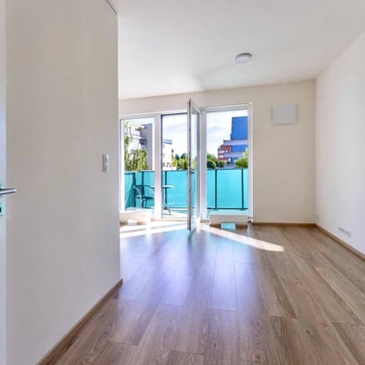 Аренда новой светлой квартиры с балконом, 30 м², Letňany, Прага, Чехия