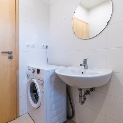 Cozy and bright apartment for rent, 26 m², Vršovice, Prague, Czech Republic