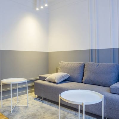 Аренда стильной трёхкомнатной квартиры с балконом, 78 м², Врачар, Белград, Сербия