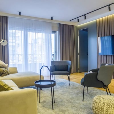 Stylish three-room apartment with balcony for rent, 78 m², Vračar, Belgrade, Serbia