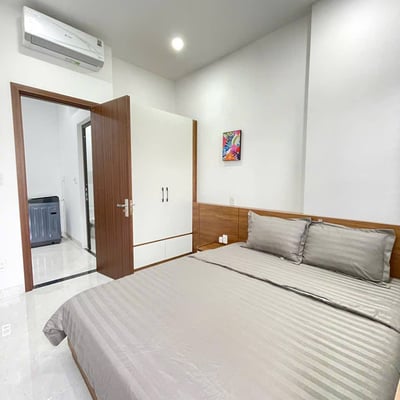 Compact furnished apartment with balcony for rent, Hải Châu District, Da Nang, Vietnam