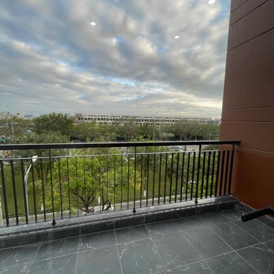 Compact furnished apartment with balcony for rent, Hải Châu District, Da Nang, Vietnam