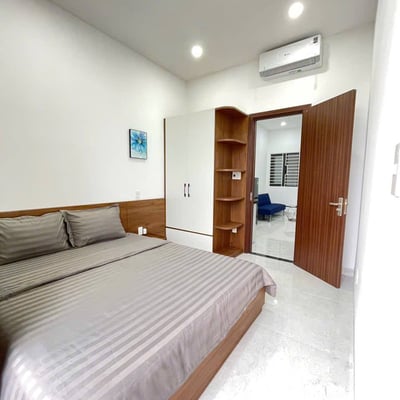 Compact furnished apartment with balcony for rent, Hải Châu District, Da Nang, Vietnam