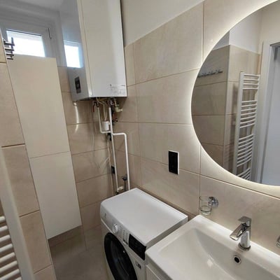 Alquiler de apartamento luminoso y renovado, 43 m², Budějovická, Praga, República Checa