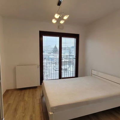 Location d’un appartement confortable avec balcon, 45 m², Mokotów, Varsovie, Pologne