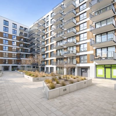 Appartement lumineux et moderne de 50 m² avec balcon à louer à Mokotów, Varsovie, Pologne