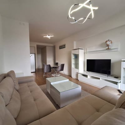 Spacious 105 m² apartment with beautiful view in BW Verde residence for rent in Belgrade, Serbia