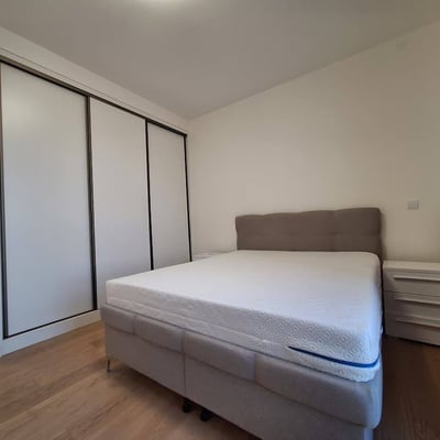 Spacious 105 m² apartment with beautiful view in BW Verde residence for rent in Belgrade, Serbia