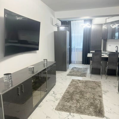 Komfortable Wohnung in erster Meereslinie zur Miete in Mamaia-Sat, Rumänien