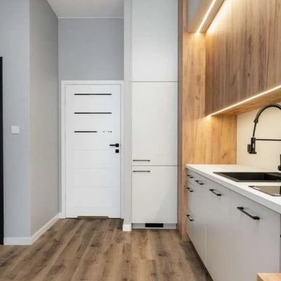 Modernes möbliertes Studio-Apartment, 32 m², zur Miete in Warschau, Polen