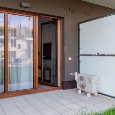 Apartamento estudio moderno y amueblado, 32 m², en alquiler en Varsovia, Polonia