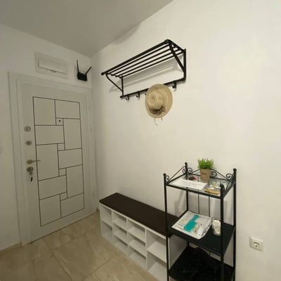 Appartement lumineux et moderne avec terrasse à louer dans le centre de Varna, Bulgarie