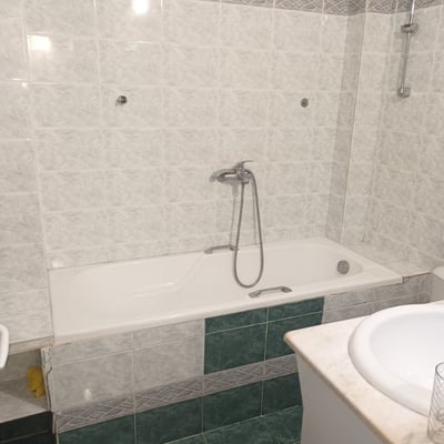 Appartement confortable et meublé de 80 m² à louer à Kolhozen Pazar, Varna, Bulgarie