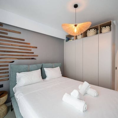 Apartamento moderno y luminoso en alquiler en Mamaia-Sat, Rumanía