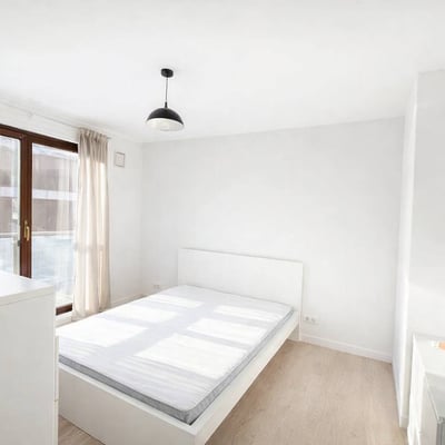 Bright spacious 3-room apartment 58 m² for rent, Wola, Warsaw, Poland