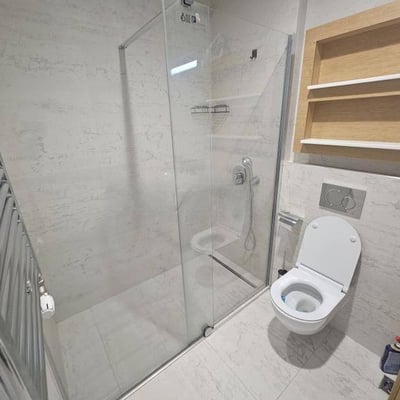 Новая 2-комнатная квартира 60 м² с террасой в ЖК Skyline, Белград, Сербия