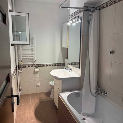 Cozy 2-room apartment 53 m² for rent, Dristor area, Bucharest, Romania