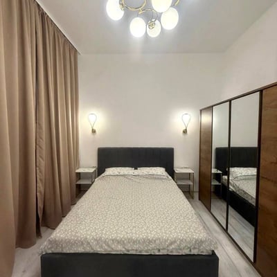 Apartamento amplio y confortable de 3 habitaciones, 80 m² con terraza en alquiler, Bucarest, Rumanía