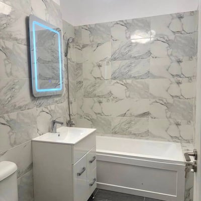 Apartamento amplio y confortable de 3 habitaciones, 80 m² con terraza en alquiler, Bucarest, Rumanía