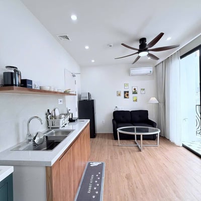 Bright furnished studio apartment with balcony for rent, Son Tra, Da Nang, Vietnam