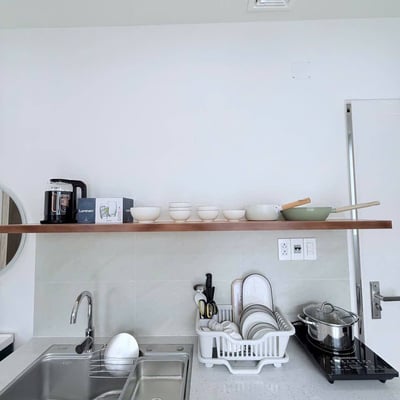 Bright furnished studio apartment with balcony for rent, Son Tra, Da Nang, Vietnam