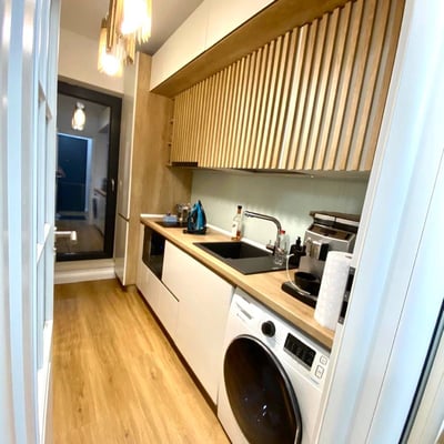 Современная меблированная квартира с балконом в аренду, Бухарест, Румыния