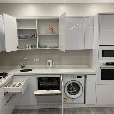 Bright comfortable apartment 75 m² with balcony for rent, Batumi, Georgia