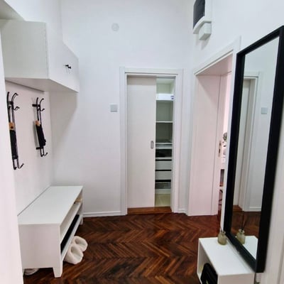 Geräumige 2-zimmer-wohnung zur miete, 45 m², Belgrade, Serbien