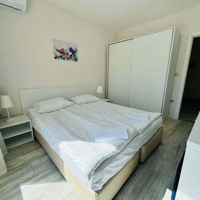 Spacious furnished apartment with sea view for rent, 92 m², Alen Mak, Varna, Bulgaria