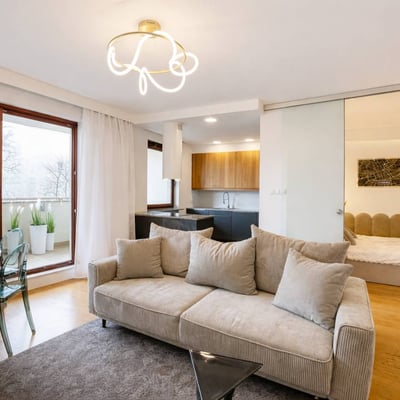 Alquiler de apartamento moderno y luminoso de 2 habitaciones, 43 m², Mokotów, Varsovia, Polonia