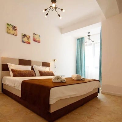 Bright apartment with balcony and great view for rent, 60 m², Mamaia, Constanța, Romania