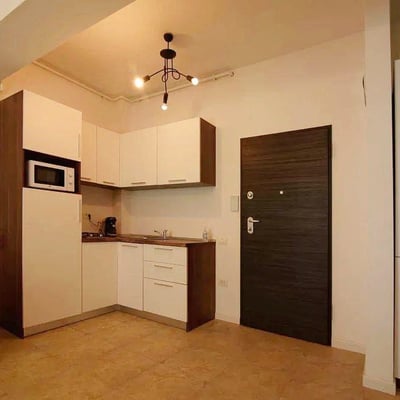 Аренда светлой квартиры с балконом и красивым видом, 60 м², Мамая, Констанца, Румыния