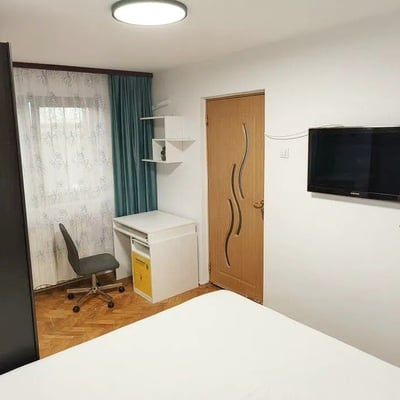 Comfortable apartment with balcony for rent, Tomis Nord, Constanța, Romania