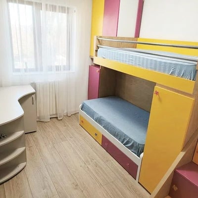 Comfortable apartment with balcony for rent, Tomis Nord, Constanța, Romania