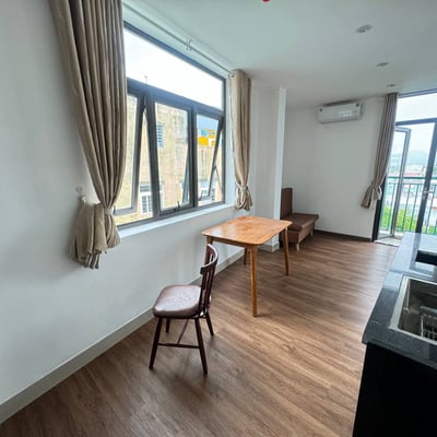 Comfortable, furnished 1-bedroom apartment for rent, Hai Chau, Da Nang, Vietnam