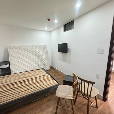 Comfortable, furnished 1-bedroom apartment for rent, Hai Chau, Da Nang, Vietnam