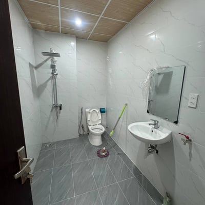 Comfortable, furnished 1-bedroom apartment for rent, Hai Chau, Da Nang, Vietnam