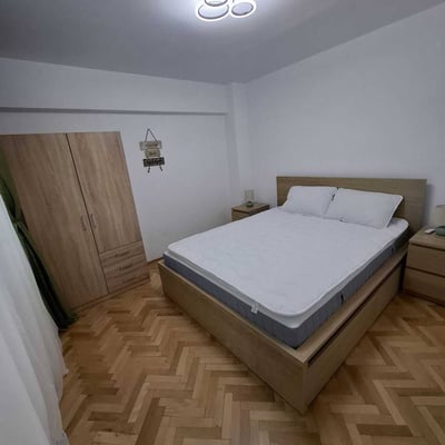 Komfortable wohnung mit balkon zur miete, 70 м², Sektor 4, Bukarest, Rumänien