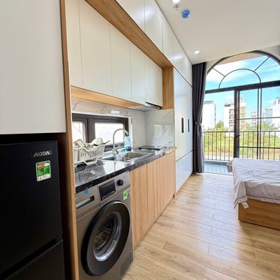 Helles, möbliertes studio mit balkon zur miete, Da Nang, Vietnam