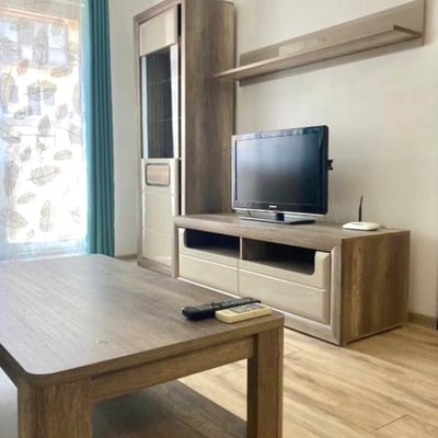 Аренда уютной квартиры с отдельной спальней и балконом, 6 сектор, Бухарест, Румыния