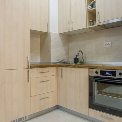 Alquiler de apartamento acogedor, amueblado de 2 habitaciones, 37 m², Zvezdara, Belgrado, Serbia